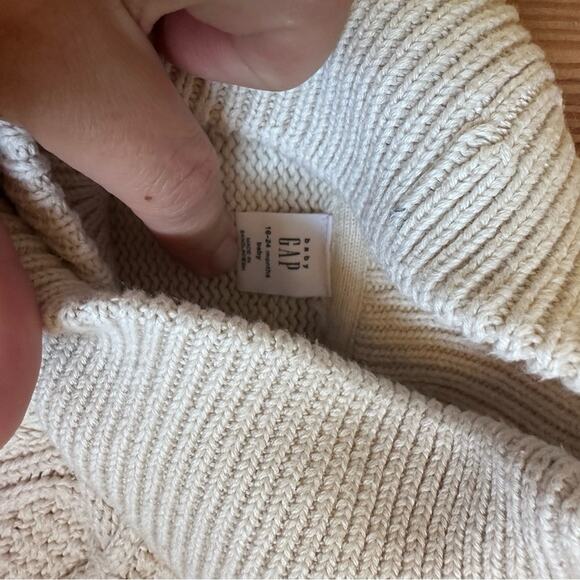 Baby Gap cream cable knit pullover SIZE 18-24M - Picture 5 of 6